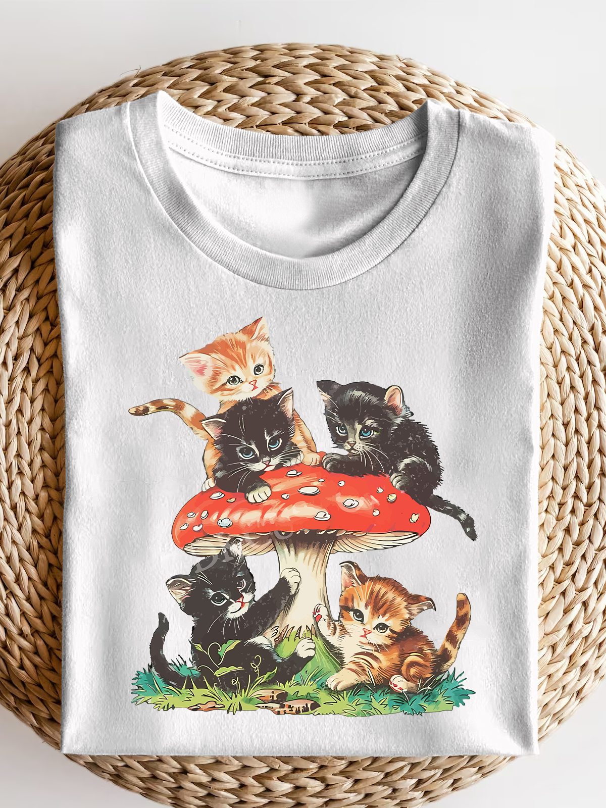 Retro 90S Cats With Mushroom Short Sleeves Tee